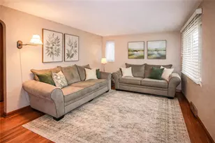 164 Gill Hall Rd, Jefferson Hills, PA 15025 - Photo 4