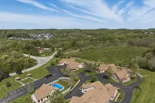 106 Barrington Dr, Collier Township, PA 15071 - Photo 24