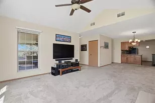 106 Barrington Dr, Collier Township, PA 15071 - Photo 6