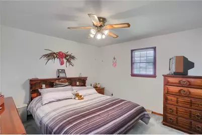 519 Oswald St, Wayne Township, PA 16157 - Photo 22