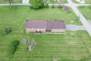519 Oswald St, Wayne Township, PA 16157 - Photo 6