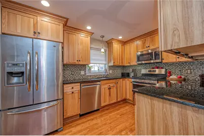 165 W Hutchinson Ave, Pittsburgh, PA 15218 - Photo 10