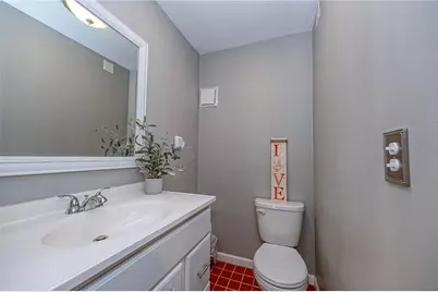 165 W Hutchinson Ave, Pittsburgh, PA 15218 - Photo 16