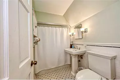 165 W Hutchinson Ave, Pittsburgh, PA 15218 - Photo 8
