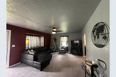 904 Sandalwood Dr, Greensburg, PA 15601 - Photo 16