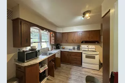 904 Sandalwood Dr, Greensburg, PA 15601 - Photo 12