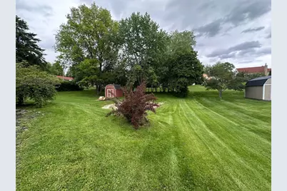 904 Sandalwood Dr, Greensburg, PA 15601 - Photo 10