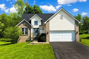 1319 Deerfield Ln, West Leechburg, PA 15656 - Photo 1