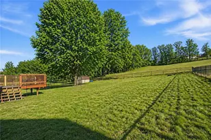 1319 Deerfield Ln, West Leechburg, PA 15656 - Photo 20