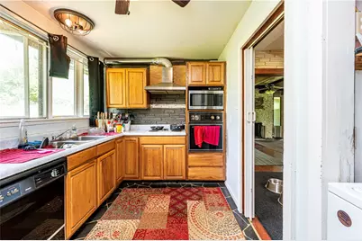 324 Fenfield Dr, Unity Township, PA 15650 - Photo 36
