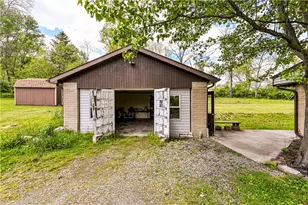 324 Fenfield Dr, Unity Township, PA 15650 - Photo 8