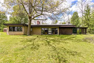 324 Fenfield Dr, Unity Township, PA 15650 - Photo 1