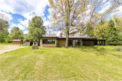 324 Fenfield Dr, Unity Township, PA 15650 - Photo 2