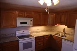 179 London Towne Dr, Pittsburgh, PA 15226 - Photo 4