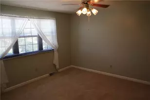 179 London Towne Dr, Pittsburgh, PA 15226 - Photo 12