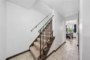 24 Waverly Dr, Greensburg, PA 15601 - Photo 18