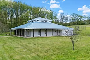 596 Wulfert Rd, Canoe Banks Twp, PA 15771 - Photo 6