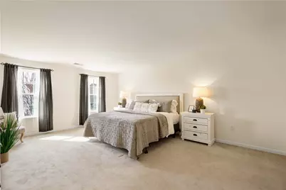 2076 Majestic Dr, North Strabane, PA 15317 - Photo 4