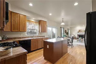 2076 Majestic Dr, North Strabane, PA 15317 - Photo 12