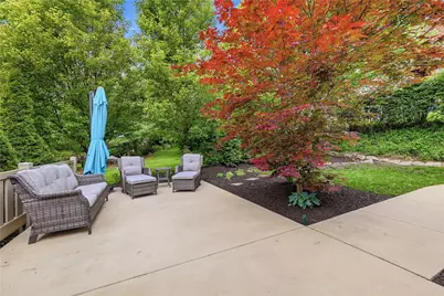 115 Newburn Drive, Pittsburgh, PA 15216 - Photo 32