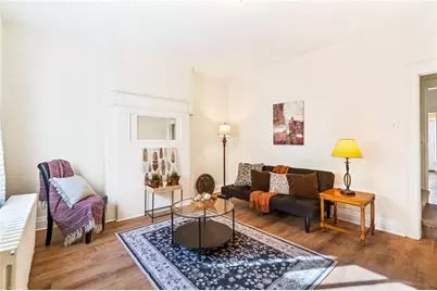 23 Edith Pl, Pittsburgh, PA 15213 - Photo 2