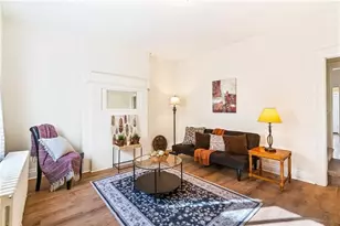 23 Edith Pl, Pittsburgh, PA 15213 - Photo 2