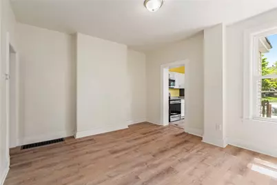 23 Edith Pl, Pittsburgh, PA 15213 - Photo 6