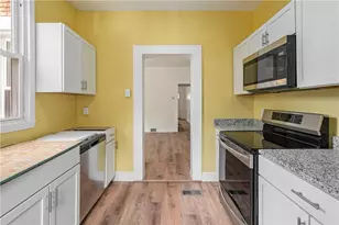 23 Edith Pl, Pittsburgh, PA 15213 - Photo 8