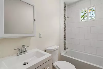 23 Edith Pl, Pittsburgh, PA 15213 - Photo 10