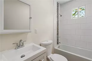 23 Edith Pl, Pittsburgh, PA 15213 - Photo 10