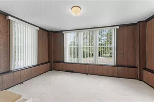 1041 Ohio Ave, Midland Boro, PA 15059 - Photo 24