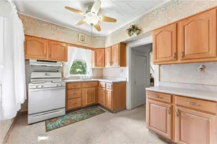 1041 Ohio Ave, Midland Boro, PA 15059 - Photo 16