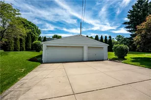 1041 Ohio Ave, Midland Boro, PA 15059 - Photo 8