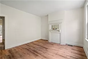 5 Edith Pl, Pittsburgh, PA 15213 - Photo 4