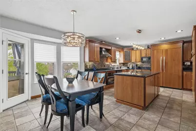 442 Shelbourne Dr, Pittsburgh, PA 15239 - Photo 8