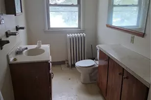 1206 Delaware Ave, New Castle, PA 16105 - Photo 10