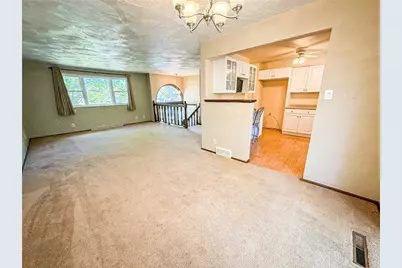 329 S Home Ave, Twp of But NE, PA 16001 - Photo 6