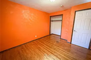 329 S Home Ave, Twp of But NE, PA 16001 - Photo 32