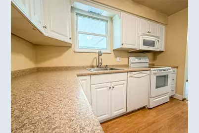 329 S Home Ave, Twp of But NE, PA 16001 - Photo 12