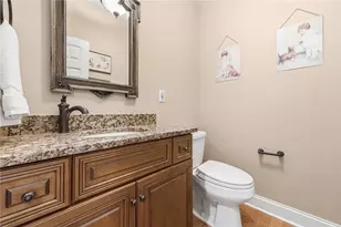 303 Torrey Pine Dr, Adams Township, PA 16046 - Photo 22