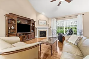 303 Torrey Pine Dr, Adams Township, PA 16046 - Photo 14