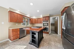153 Oakwood Rd, Peters Township, PA 15317 - Photo 10