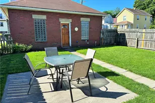 425 Wayne Ave, Ellwood City, PA 16117 - Photo 6