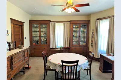 425 Wayne Ave, Ellwood City, PA 16117 - Photo 16