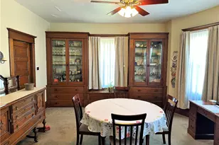 425 Wayne Ave, Ellwood City, PA 16117 - Photo 16