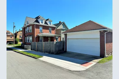 425 Wayne Ave, Ellwood City, PA 16117 - Photo 4