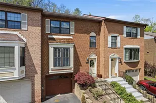 642 Woodcrest Dr, Robinson Twp, PA 15205 - Photo 1