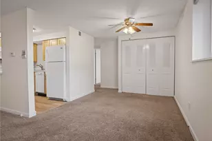 507 Hunters Path Rd, Bridgeville, PA 15017 - Photo 12