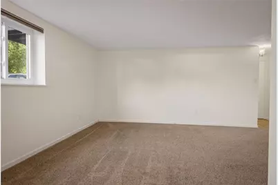 507 Hunters Path Rd #12, Bridgeville, PA 15017 - Photo 14