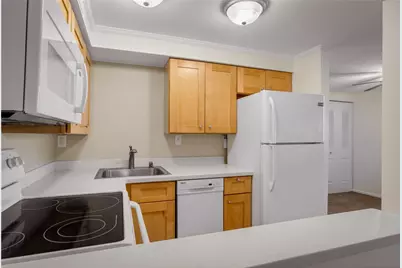 507 Hunters Path Rd #12, Bridgeville, PA 15017 - Photo 4